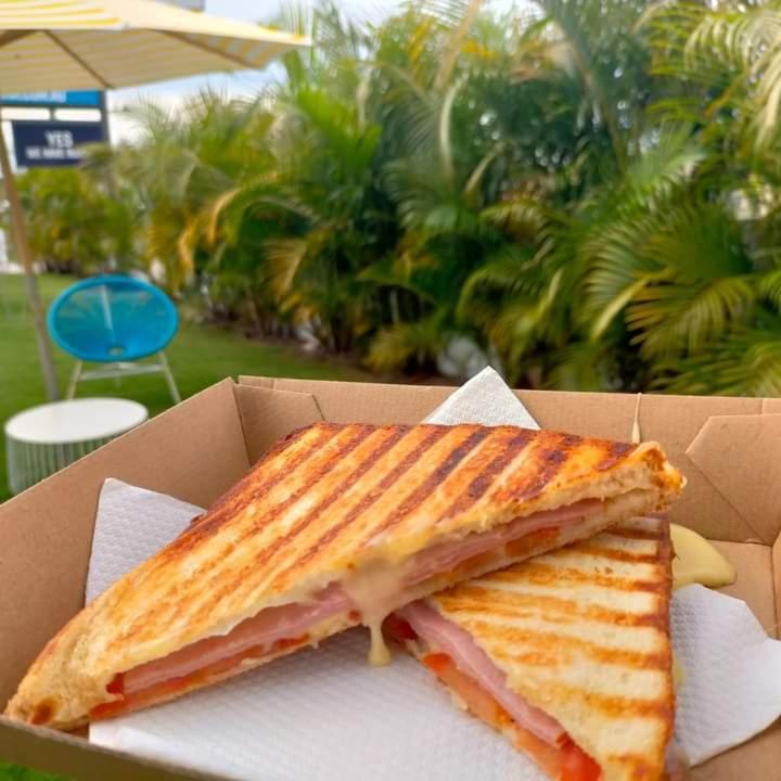 The Cubana Ballina Eksteriør billede